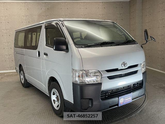 Toyota HIACE VAN 2017-12 330065-4