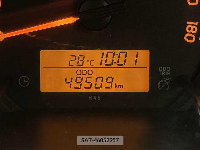 Toyota HIACE VAN 2017-12 330065-25