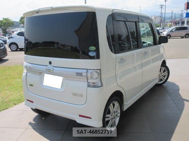 Daihatsu TANTO CUSTOM 2013-06 369388-1