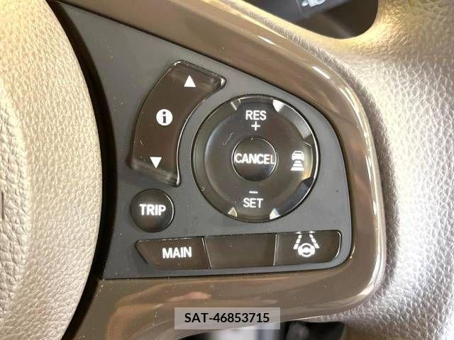 Honda N BOX 2022-04 341964-5