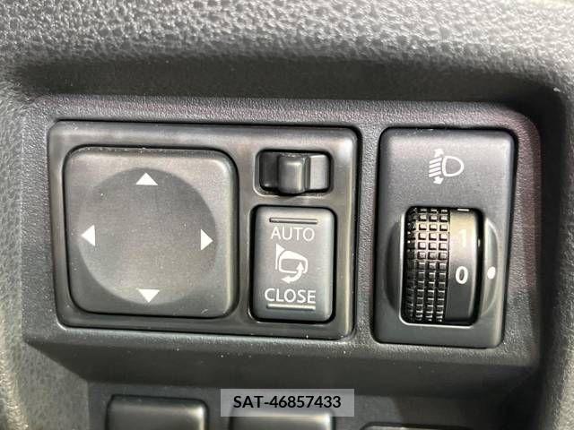 Nissan JUKE 2010-12 273976-6