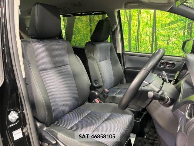 Toyota VOXY 2015-11 214706-8