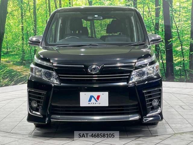 Toyota VOXY 2015-11 214706-15