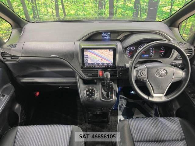 Toyota VOXY 2015-11 214706-1