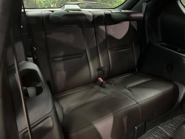 Mazda CX-8 2018-06 7204-13
