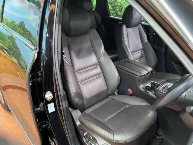 Mazda CX-8 2018-06 7204-11