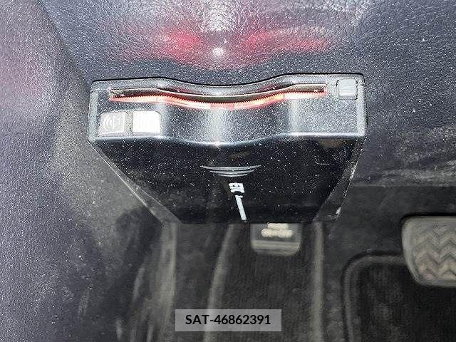 Toyota SIENTA 2015-10 285060-9