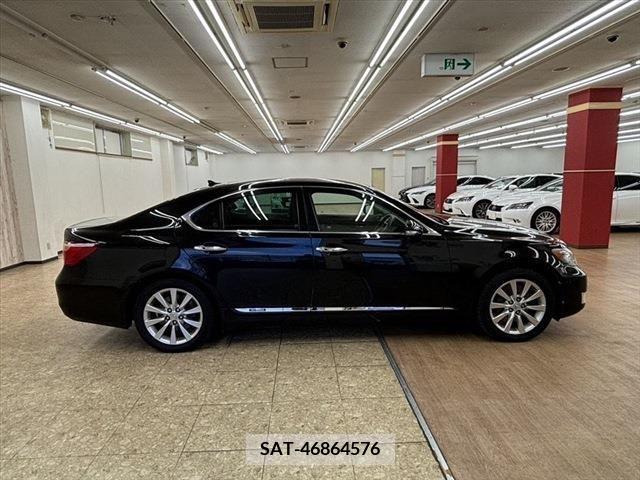 Lexus LS 2010-07 388380-3