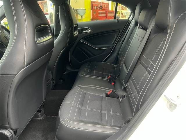 Mercedes Benz A-CLASS 2015-01 181020-7