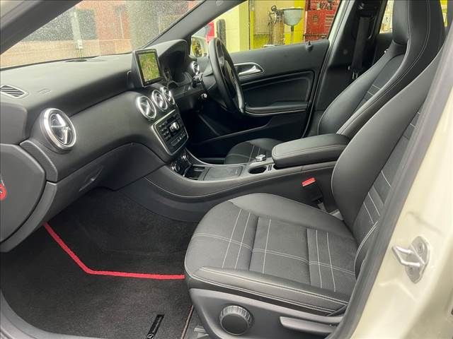 Mercedes Benz A-CLASS 2015-01 181020-6