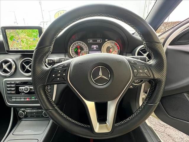 Mercedes Benz A-CLASS 2015-01 181020-13