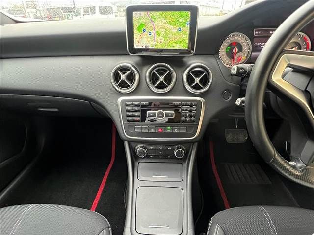 Mercedes Benz A-CLASS 2015-01 181020-12