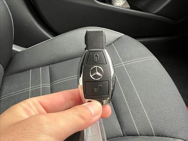 Mercedes Benz A-CLASS 2015-01 181020-15
