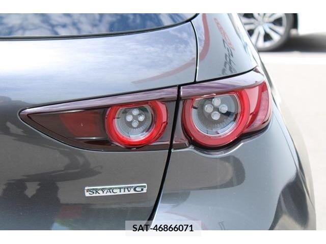 Mazda MAZDA3 2021-08 331495-12