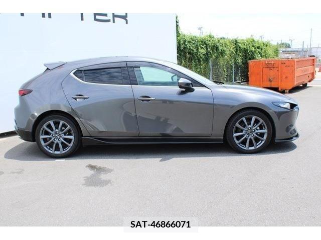 Mazda MAZDA3 2021-08 331495-7