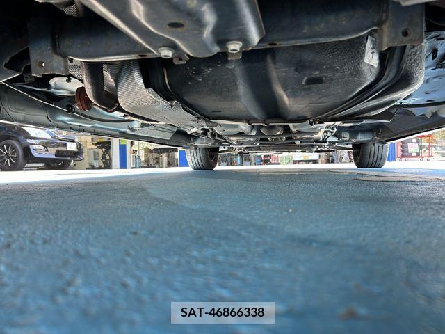Mazda BIANTE 2015-02 293124-24