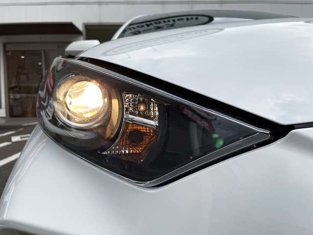 Toyota YARIS 2020-06 190883-5