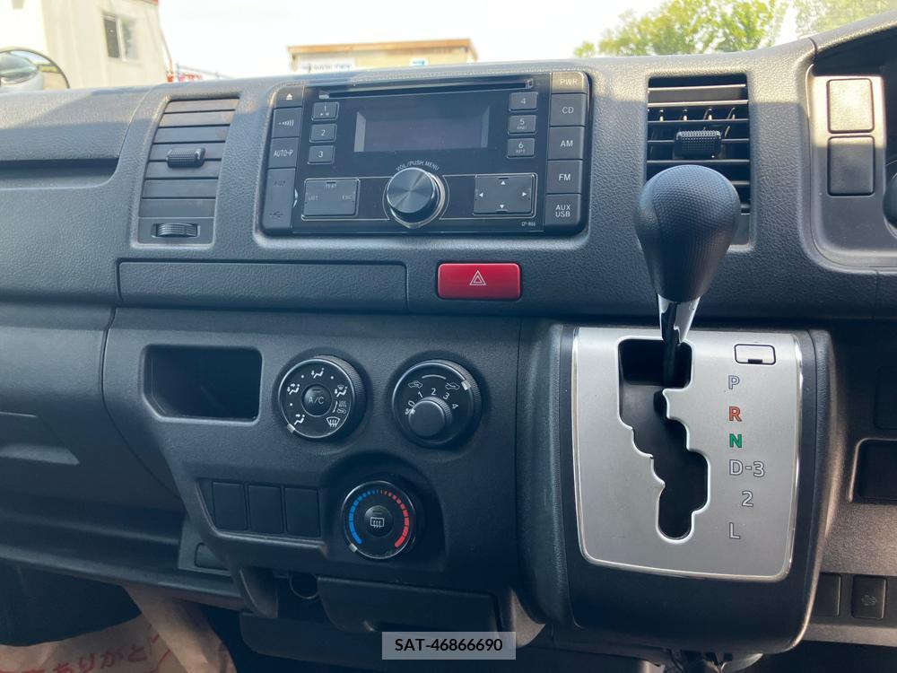 Toyota HIACE VAN 2017-05 258477-17