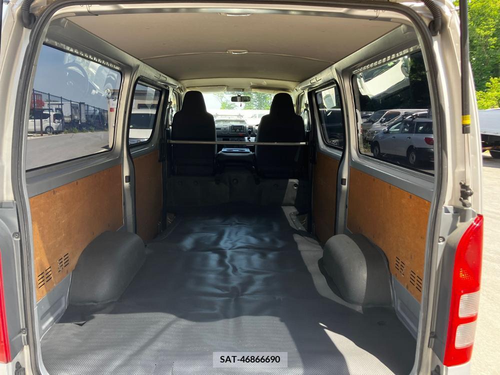 Toyota HIACE VAN 2017-05 258477-26