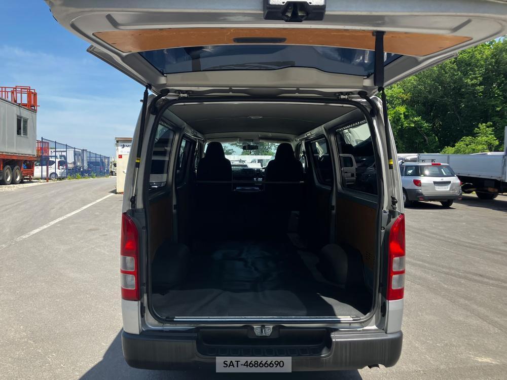 Toyota HIACE VAN 2017-05 258477-27