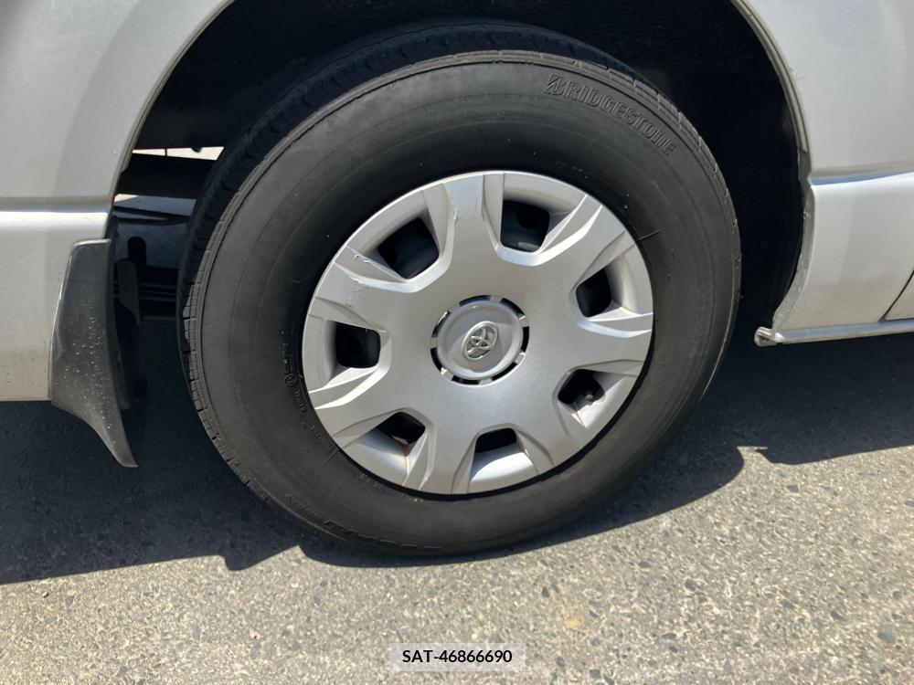 Toyota HIACE VAN 2017-05 258477-28