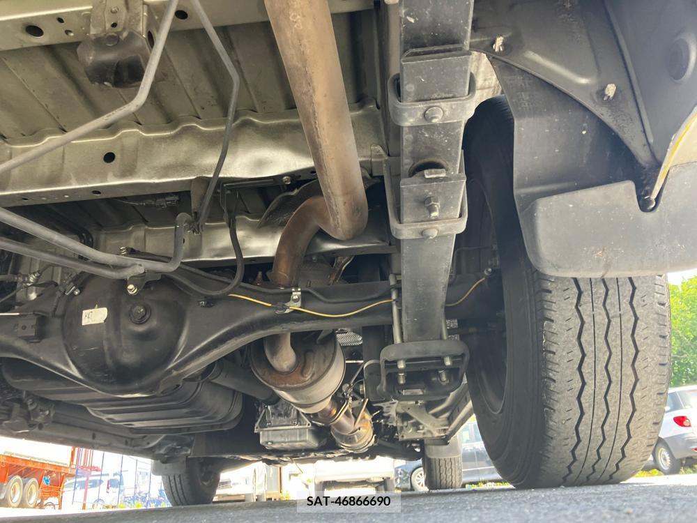 Toyota HIACE VAN 2017-05 258477-32