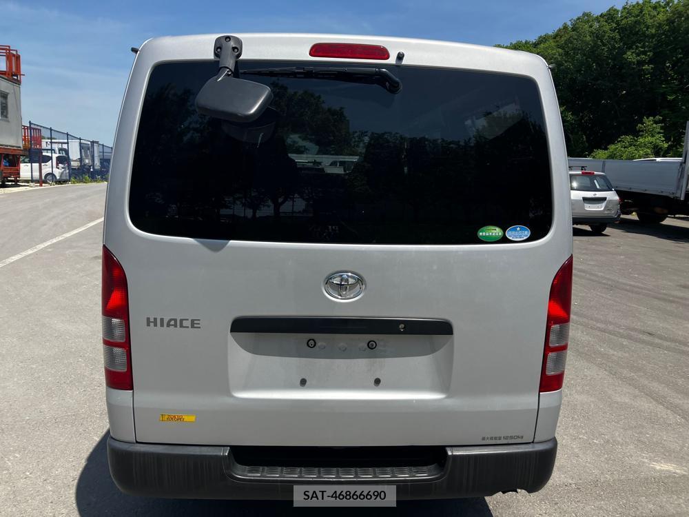 Toyota HIACE VAN 2017-05 258477-7