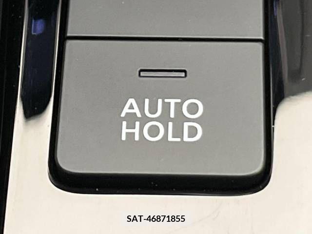 Nissan AURA 2023-06 223252-4