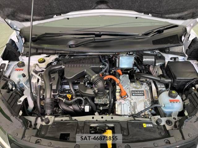 Nissan AURA 2023-06 223252-18