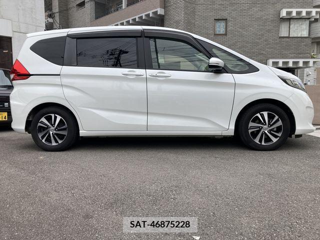 Honda FREED 2017-12 302928-3