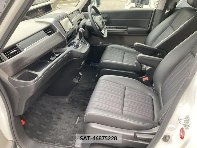 Honda FREED 2017-12 302928-8