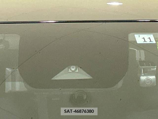 Nissan NOTE 2022-11 378328-4