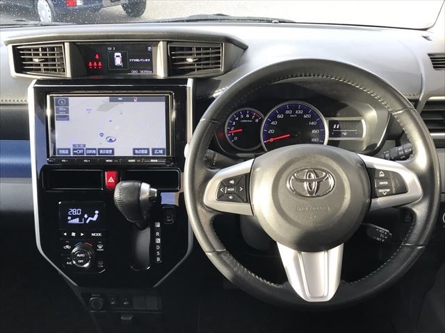 Toyota ROOMY 2018-03 27672-1