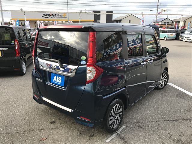 Toyota ROOMY 2018-03 27672-2