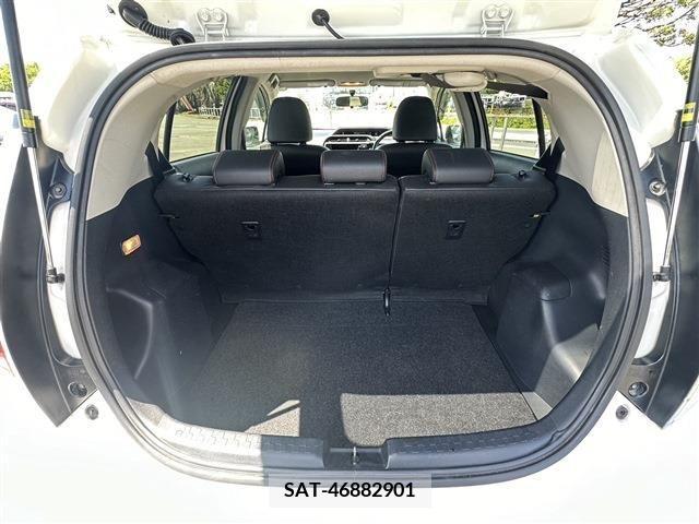 Toyota AQUA 2015-10 291720-13