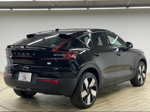 Volvo C40 2022-04 21318-15
