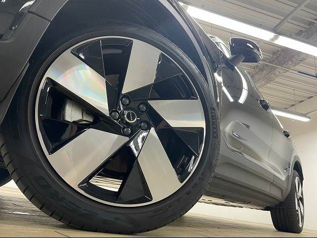 Volvo C40 2022-04 21318-18