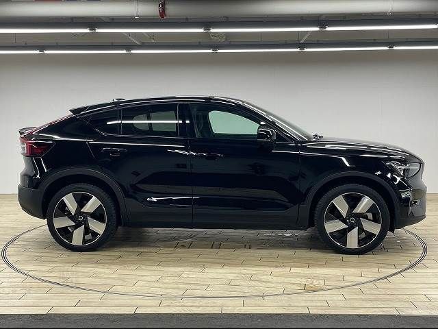 Volvo C40 2022-04 21318-13
