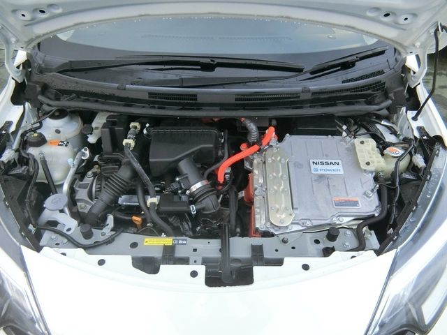 Nissan NOTE 2018-10 28285-15