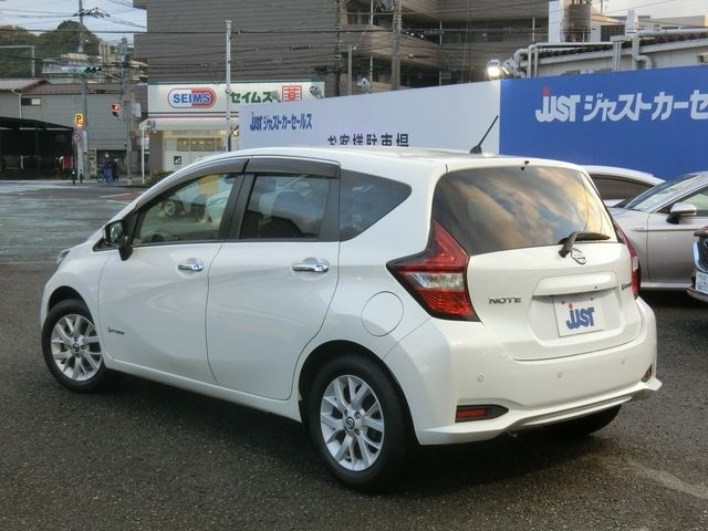 Nissan NOTE 2018-10 28285-2