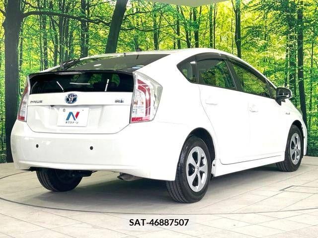Toyota PRIUS 2013-10 322098-13