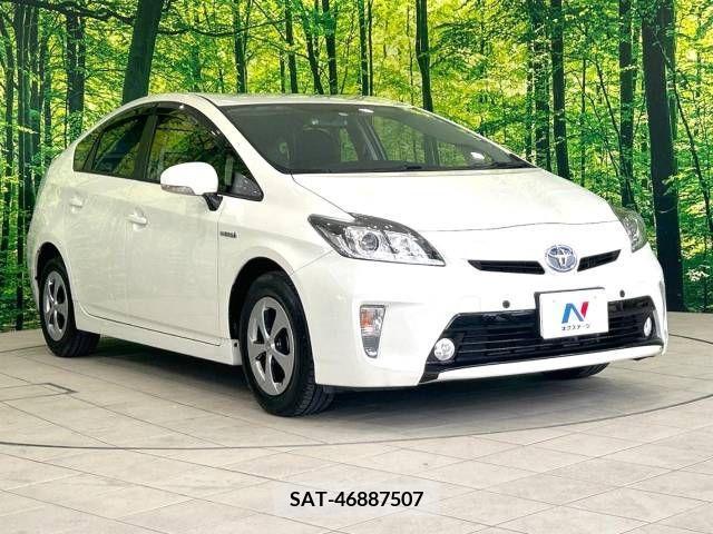 Toyota PRIUS 2013-10 322098-12