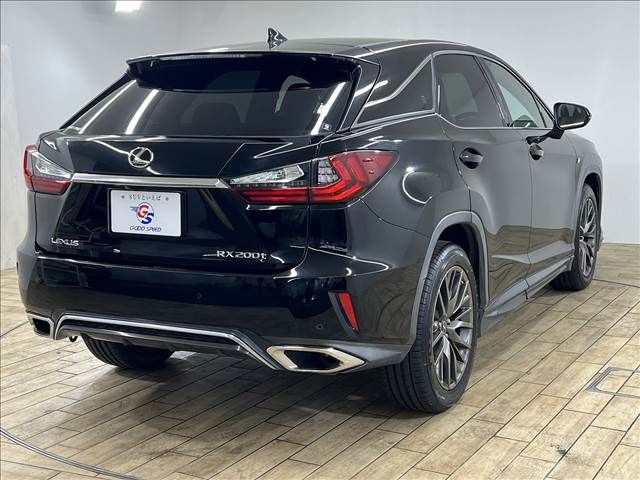 Lexus RX 2017-06 186668-15