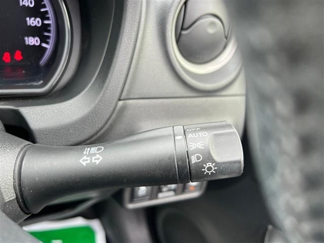 Nissan NOTE 2015-09 11247-14