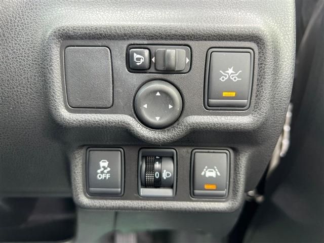 Nissan NOTE 2015-09 11247-13