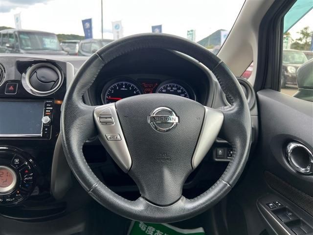 Nissan NOTE 2015-09 11247-9