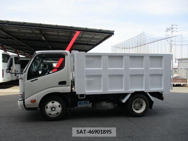Hino DUTRO 2012-09 200528-13