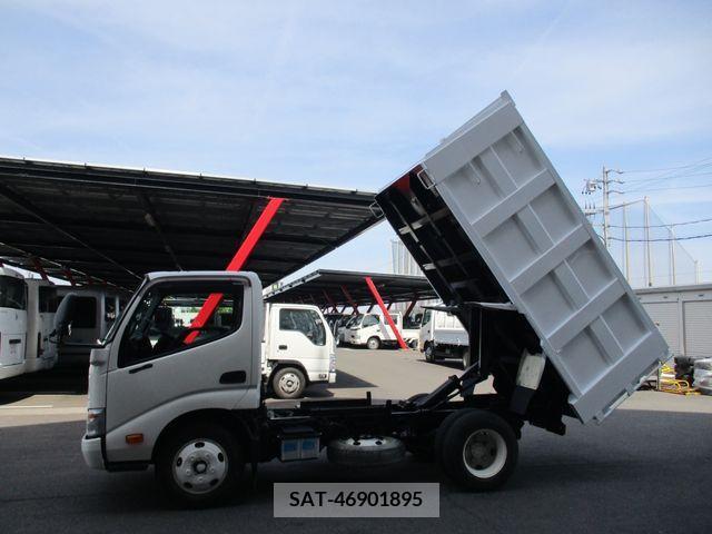 Hino DUTRO 2012-09 200528-4