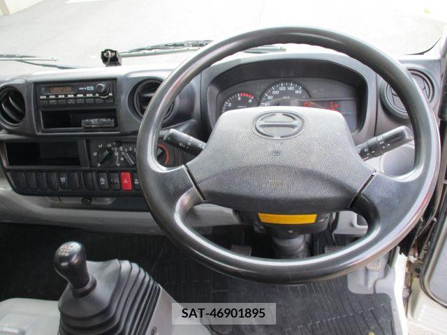 Hino DUTRO 2012-09 200528-15