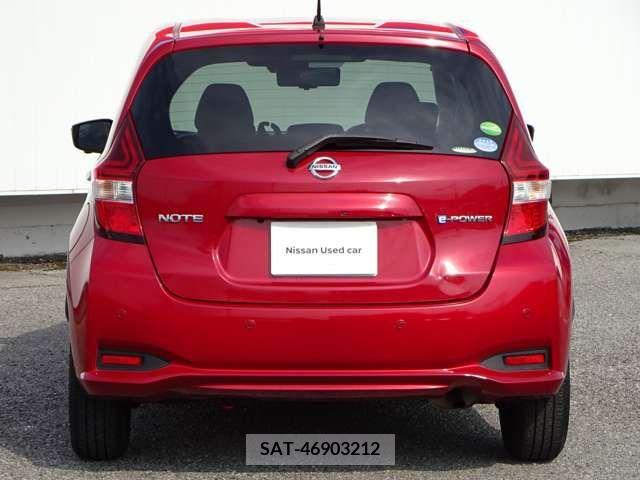 Nissan NOTE 2016-12 327677-5